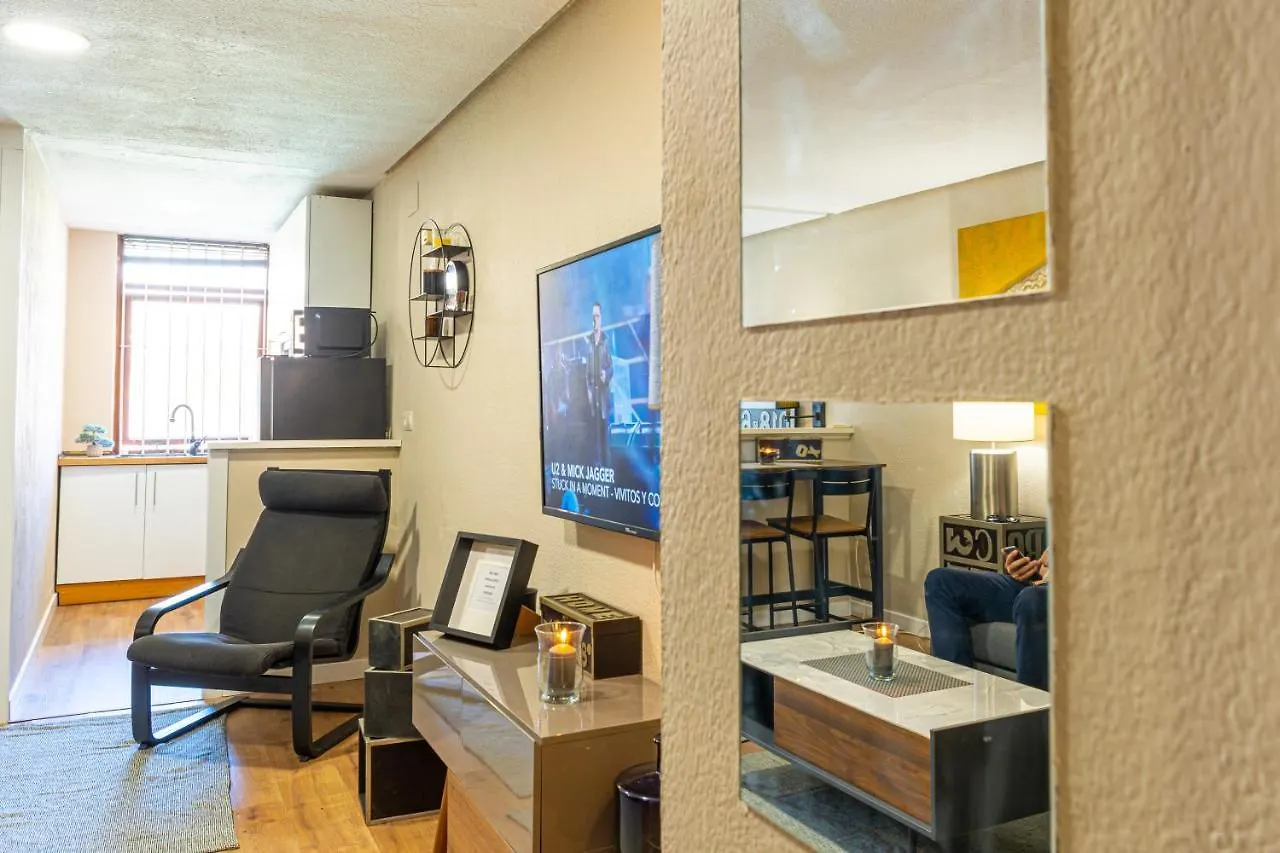 טורמולינוס Nogalera Soul, City Center Apartment By Namaste Elite