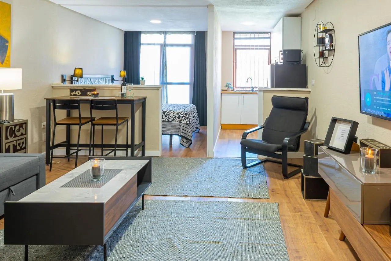 טורמולינוס Nogalera Soul, City Center Apartment By Namaste Elite